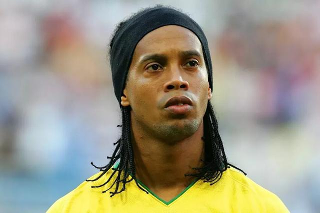 巴黎奥运男篮最佳阵容：库里詹姆斯约基奇入选