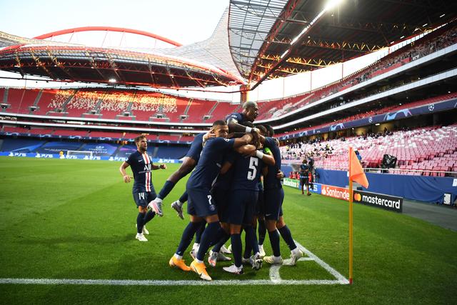 弗格32分辽宁终结上海16连胜 江苏不敌新疆